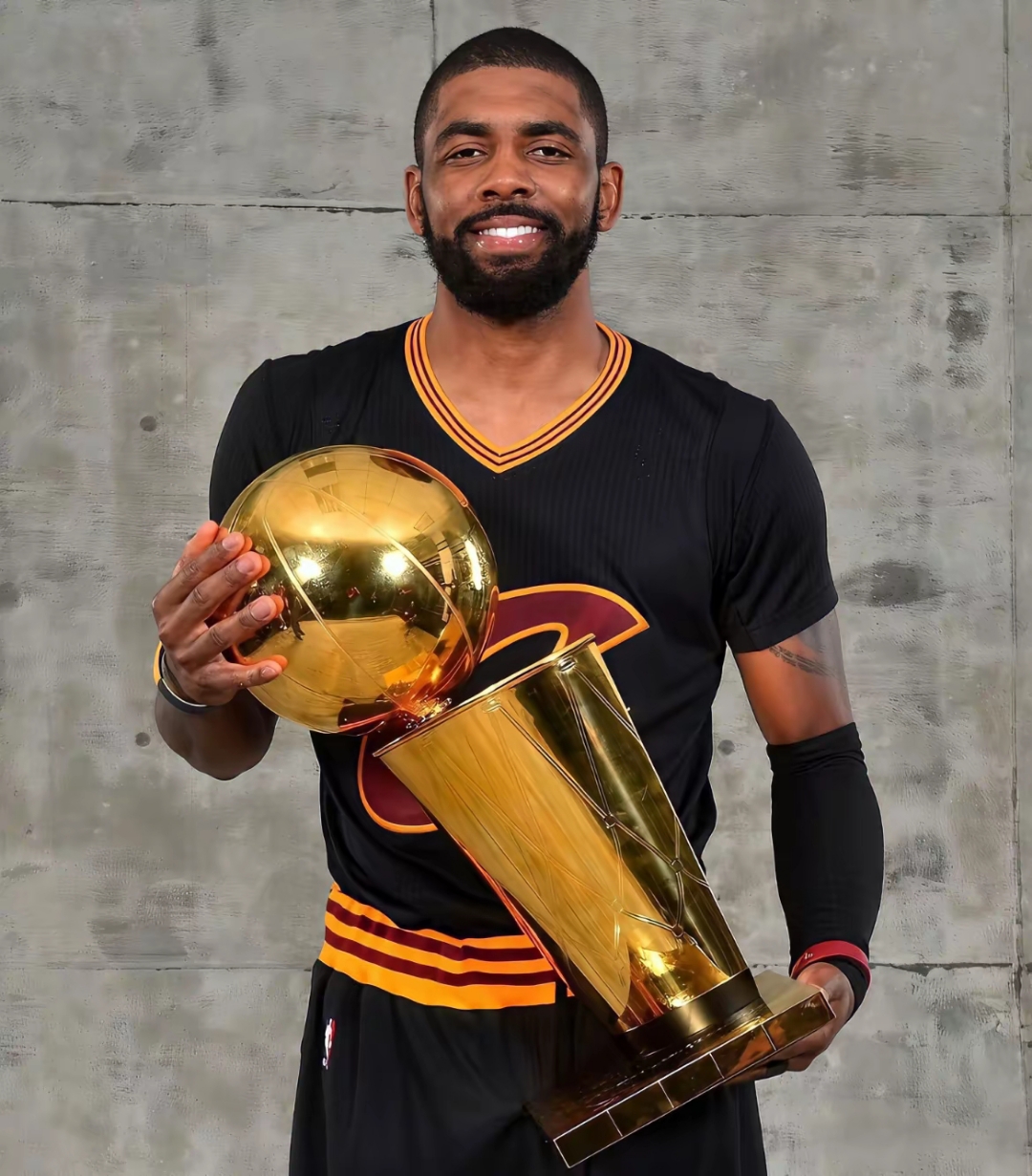 勇士逆转福建队,欧文扛起全队 勇士逆转福建队,欧文扛起全队