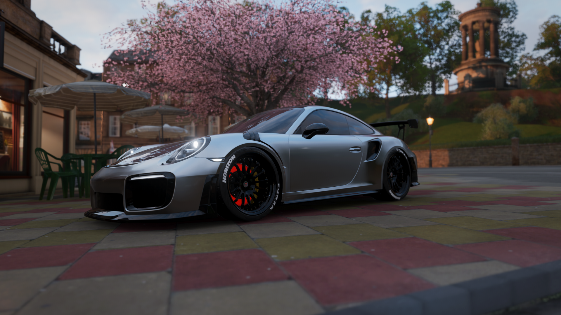 一秒钟的英雄，一整场的铺垫，米切尔的绝杀如何诞生