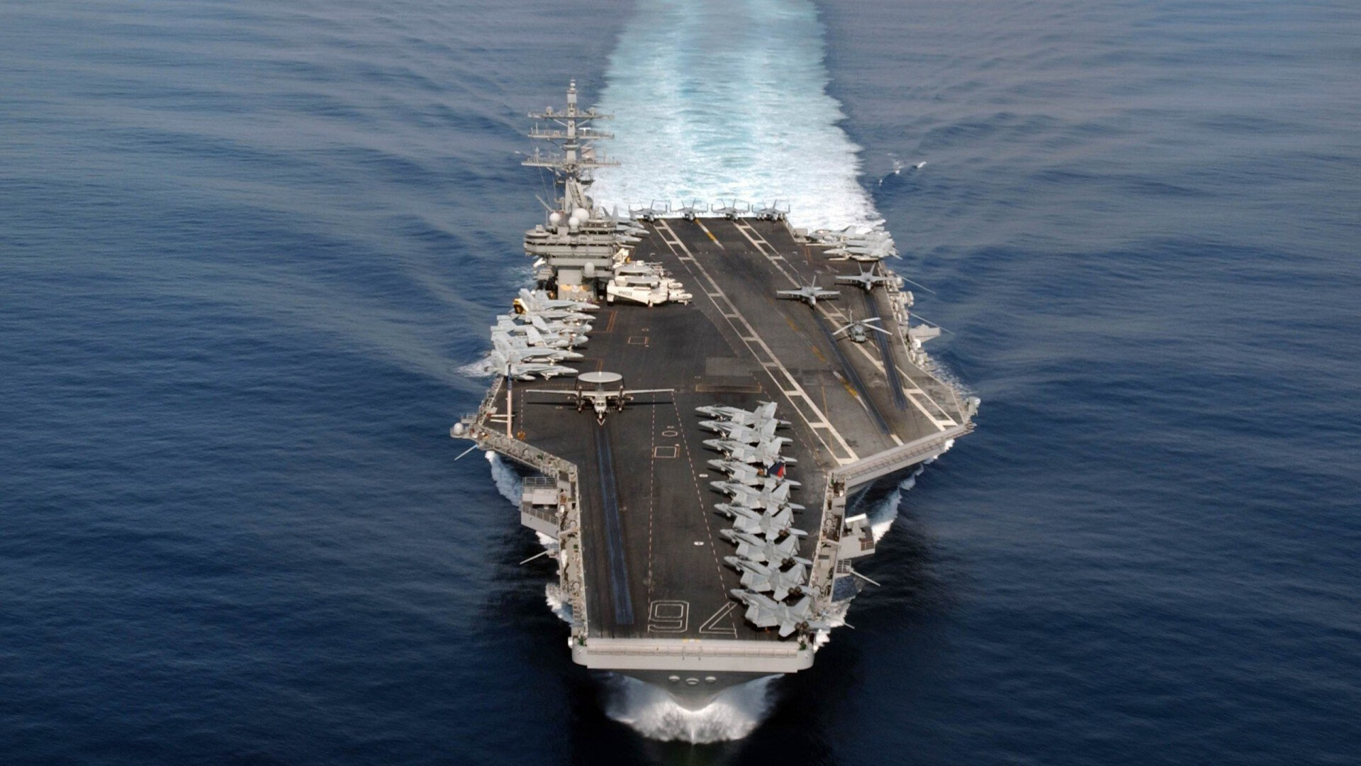 开云体育-尤文图斯决胜土耳其，弗拉霍维奇如罗马神祇般降临