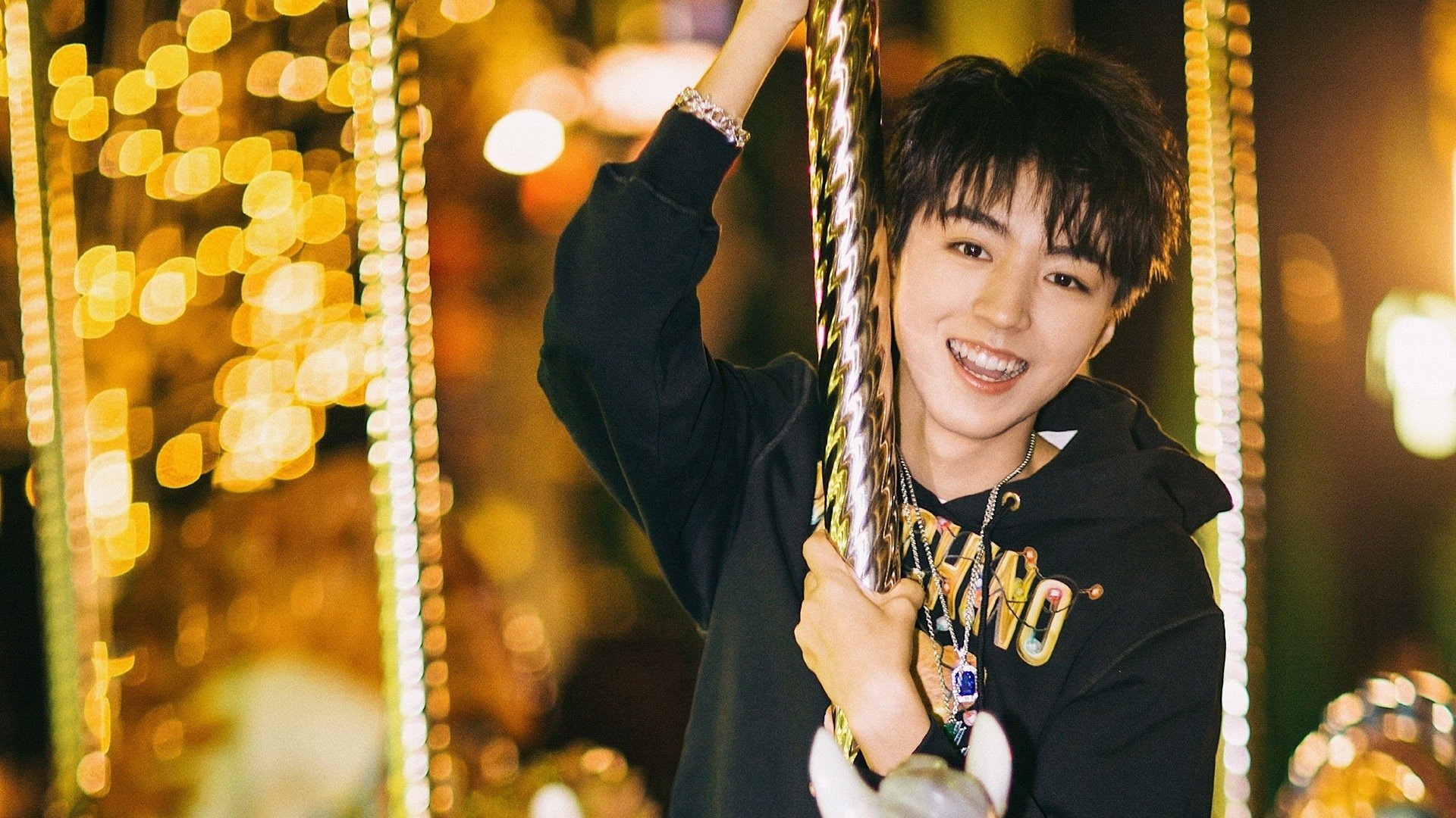 开云体育中国-跨越维度的射手交响曲，当马刺的智慧遇上库里的禁区